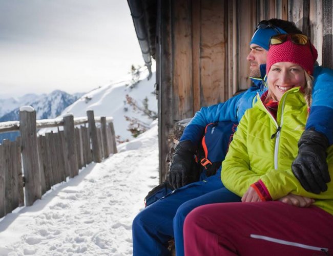 Beim Skifahren eine Pause einlegen und genießen © Schladming-Dachstein)